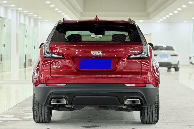 Used Cadillac XT4 2022 28T Four-Wheel Drive Platinum Edition
