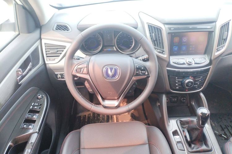 Used Changan CS75 2017 Shangku Edition 1.5T Manual ZhiXiang Model
