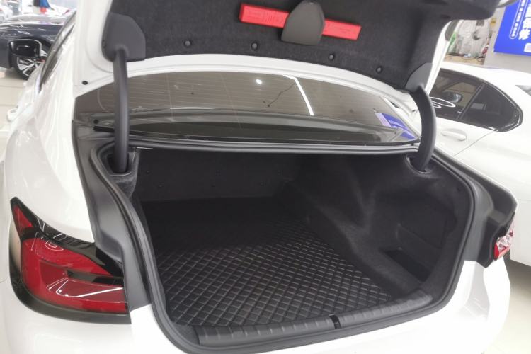 Used BMW 5 Series 2022 Second Facelift 525Li M Sport Package
