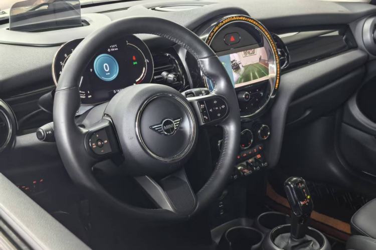 Used  MINI 2022 Updated 1.5T COOPER Artist
