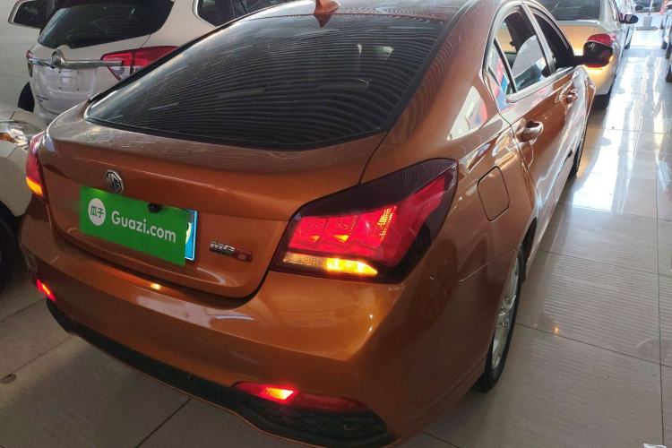 Used MG 6 2015 Hatchback 1.8L 90th Anniversary Track Champion Edition Manual Comfort Model
