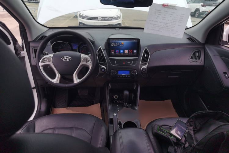 Used Hyundai ix35 2015 2.0L Automatic 2WD Smart Version China V Standard
