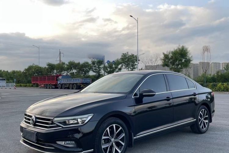 Used Volkswagen Magotan 2020 330TSI DSG Leading Model
