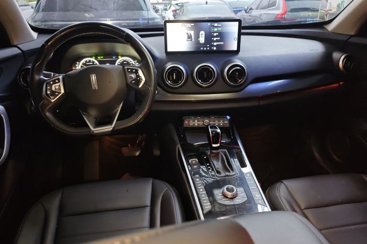 Used Wey VV7 2017 2.0T Ultra-Luxury Version
