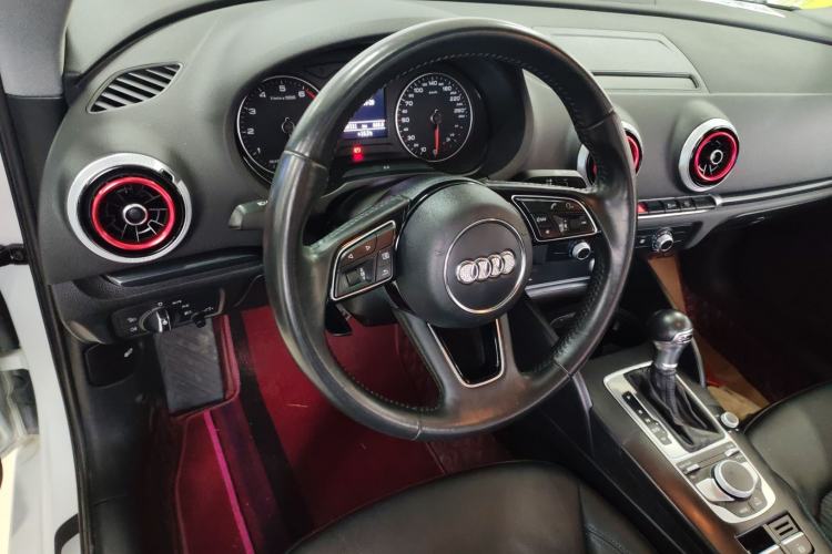 Used Audi A3 2020 Limousine 35 TFSI Fashion Edition China VI Emission Standard