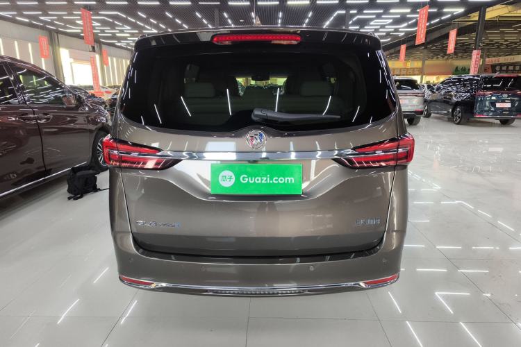 Used Buick GL8 2023 Land Executive Class 652T Luxury Model
