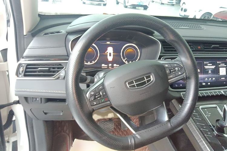 Used Geely Auto Emgrand X7 Sport 2020 1.8TD DCT ZhiZun PRO
