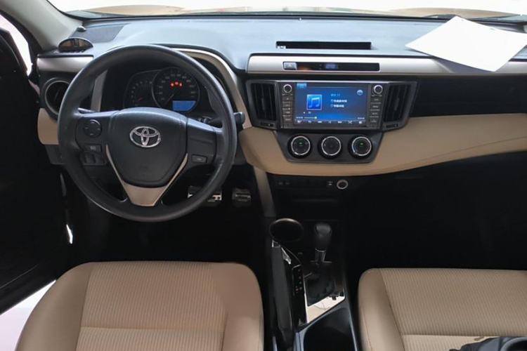 Used Toyota RAV4 2013 2.0L CVT Two-Wheel Drive Urban Edition
