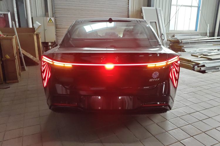 Used Hongqi EH7 2025 600 Smart Selection Edition
