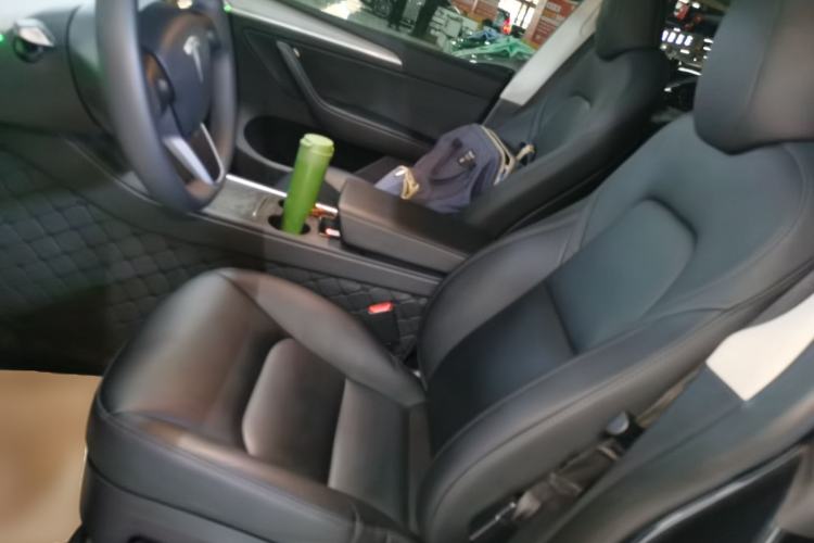 Used Tesla Model Y 2024 Rear-Wheel-Drive Version
