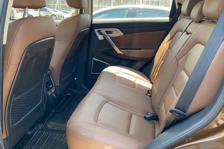 Used Geely Auto Emgrand X7 Sport 2016 1.8TD Automatic ZhiZun Version
