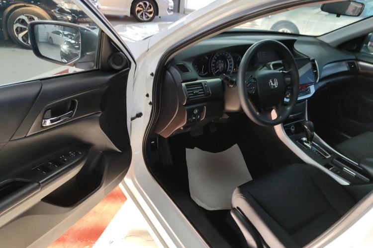 Used Honda Accord 2014 2.0L LX Comfort Edition