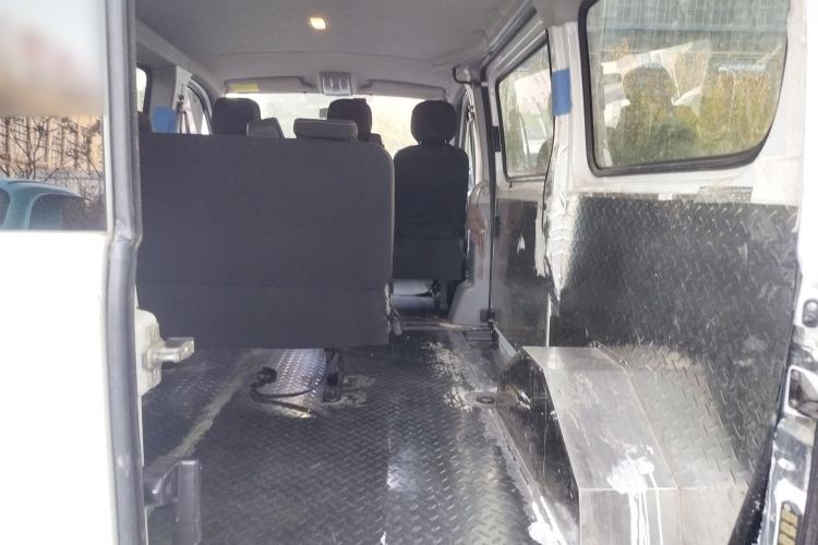 Used SAIC MAXUS Xintu V80 2023 2.0T Manual Classic Aoyuntong Power Version Short Wheelbase Ultra-Low Roof 5/6-Seater