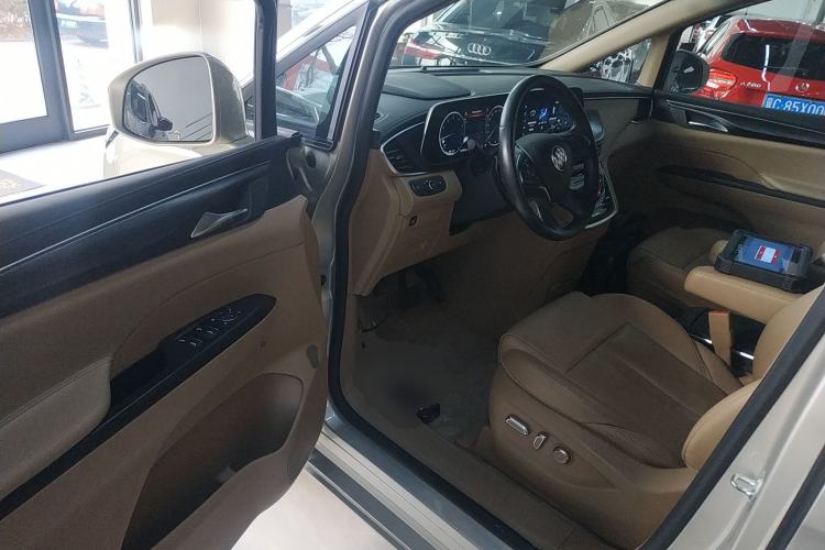 Used Buick GL8 2020 ES Land Cruiser 653T Luxury Edition