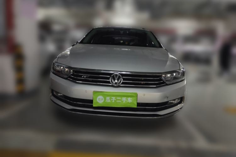 Used Volkswagen Magotan 2018 330TSI DSG Luxury Model
