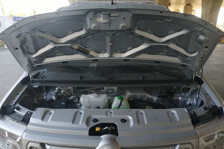 Used Ruichi EC71 2024 EC71L Cargo Pioneer I Model 41.85 kWh
