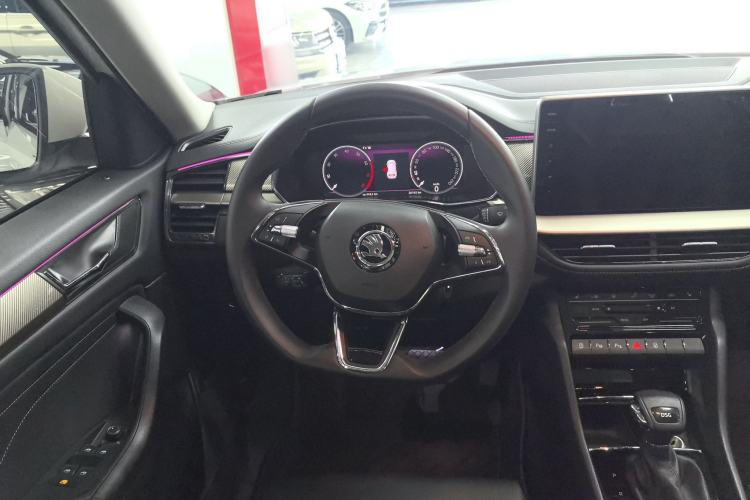 Used Skoda Kodiaq 2024 TSI330 5-Seater Two-Wheel-Drive Luxury Edition
