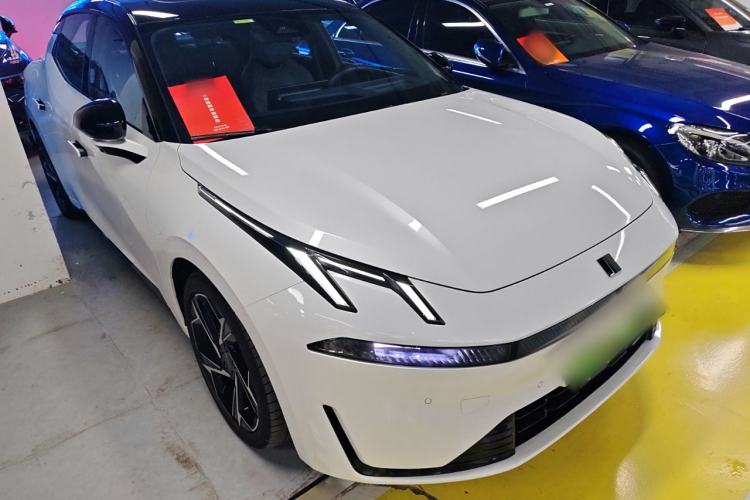 Used Lynk & Co 07 2024 EM-P 126 Long-Range Halo
