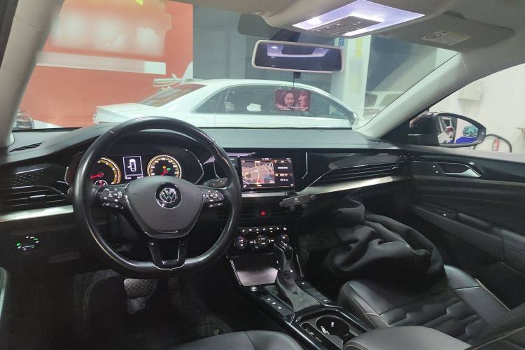 Used Volkswagen Passat 2019 330TSI Elite Edition China VI
