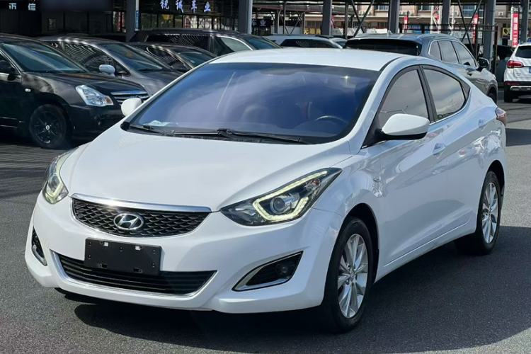 Used Hyundai Elantra 2016 1.6L Automatic Smart Version