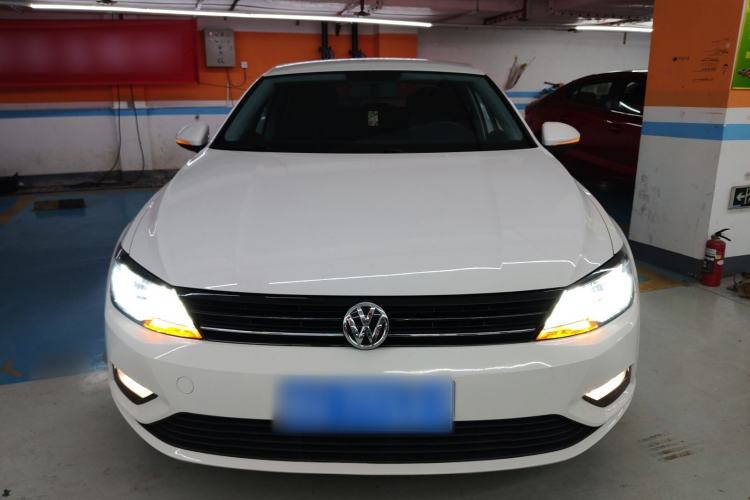 Used Volkswagen Lamando 2017 230TSI DSG Fashion Edition
