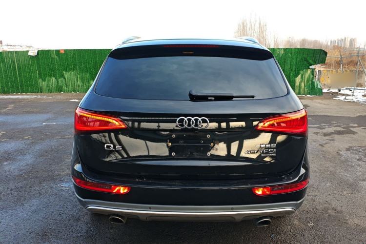 Used Audi Q5 2018 Collector's Edition 40 TFSI Technology Model

