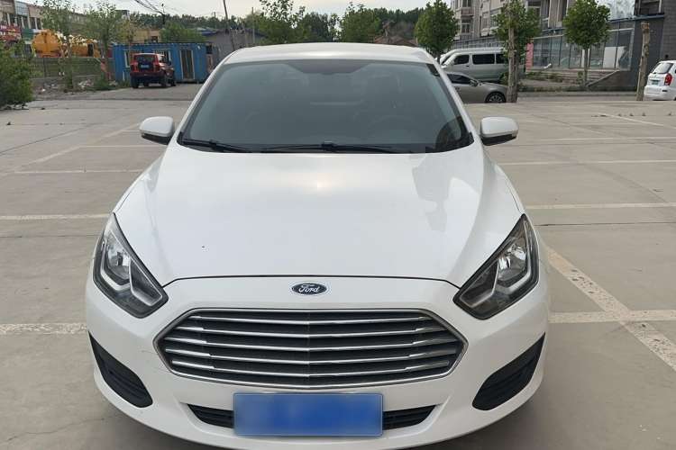 Used Ford Escort 2019 Facelifted 1.5L Automatic ZhiXiang Version (Tire Pressure Monitoring) China V Standard
