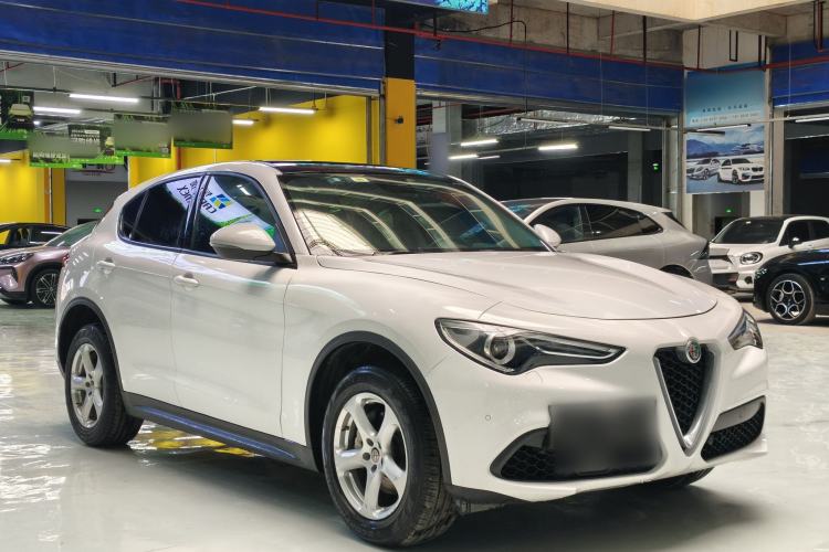 Used Alfa Romeo Stelvio 2017 2.0T 200HP Elite Edition