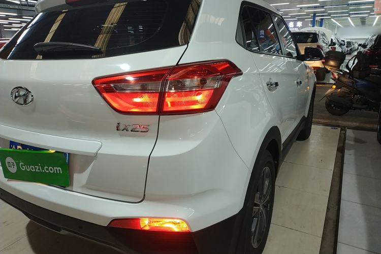 Used Hyundai ix25 2015 1.6L Automatic Two-Wheel Drive Smart GLS Trim
