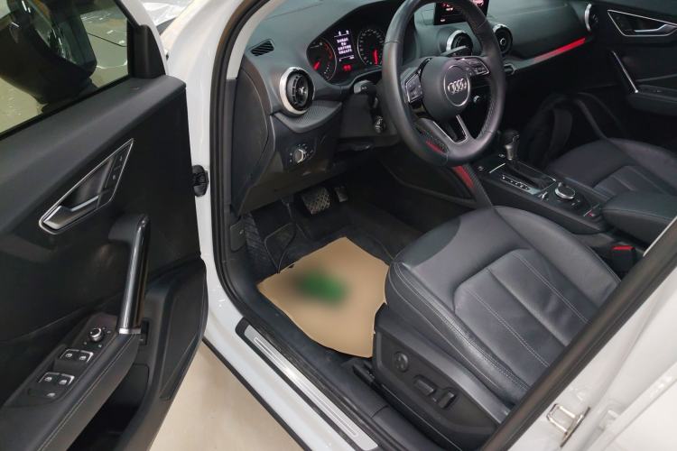 Used Audi Q2L 2024 35TFSI Fashionable and Elegant Version
