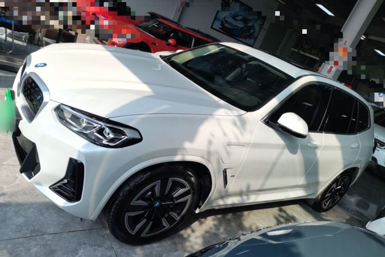 Used BMW iX3 2022 Updated Leading Version
