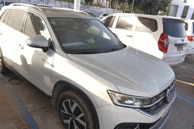 Used Volkswagen Tayron 2023 300TSI Two-Wheel-Drive Luxury Plus Advanced Edition
