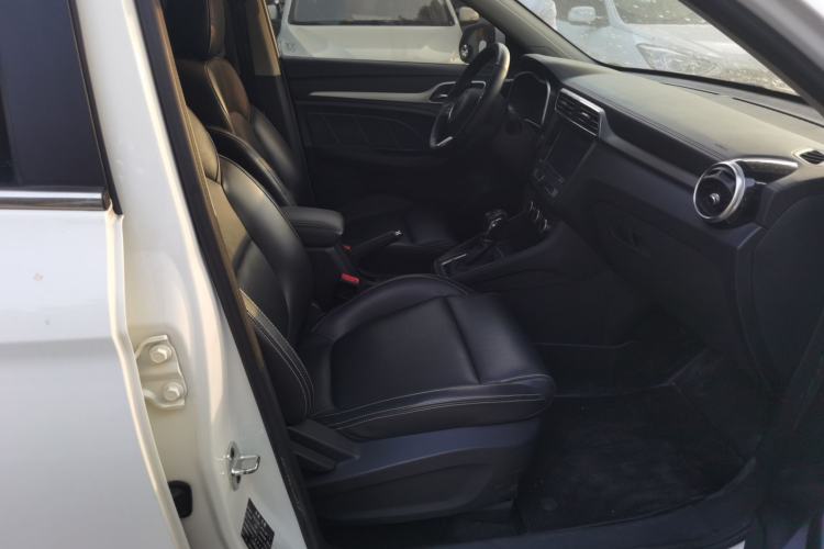 Used MG ZS 2018 1.5L Automatic Luxury Edition China V Standard
