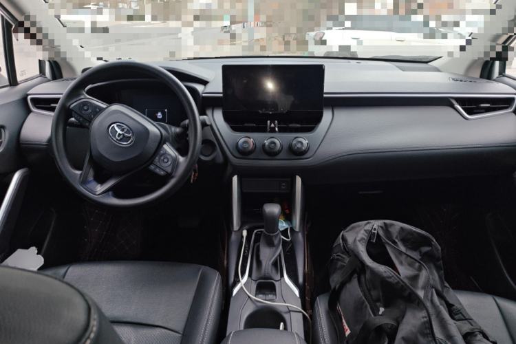 Used Toyota Corolla Cross 2024 2.0L Pioneer Edition
