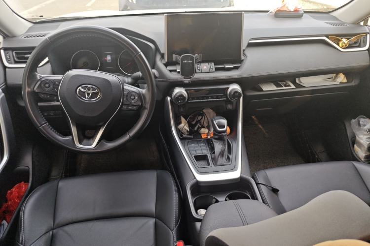 Used Toyota Wildlander 2022 2.0L CVT Four-Wheel Drive Luxury Edition