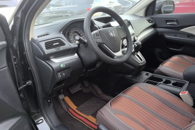 Used Honda CR-V 2016 2.0L two-wheel drive Urban Edition
