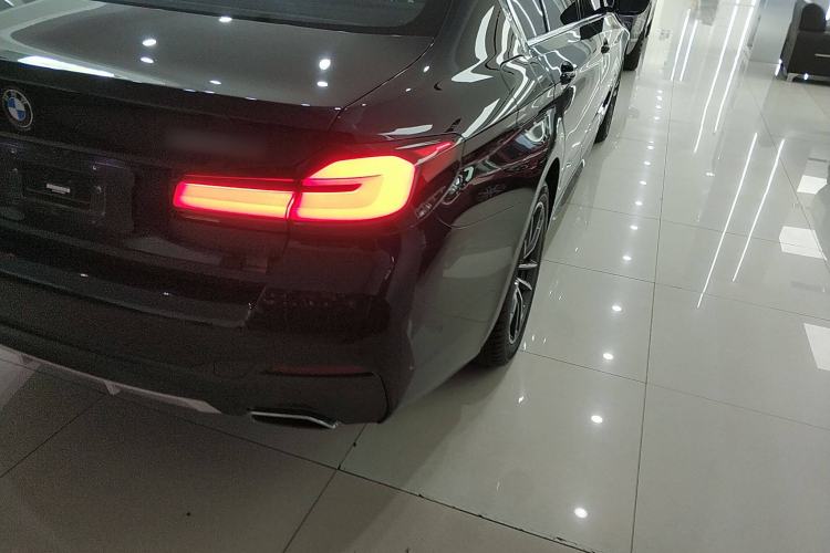 Used BMW 5 Series 2022 Second Facelift 525Li M Sport Package

