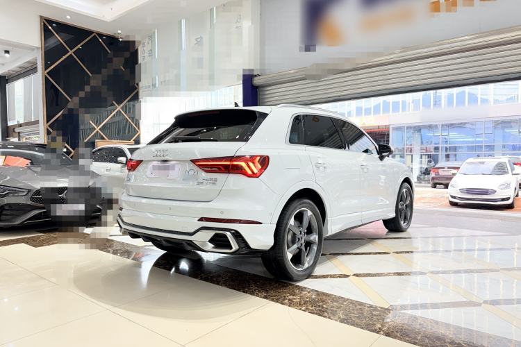 Used Audi Q3 2024 35 TFSI Fashion Dynamic Edition
