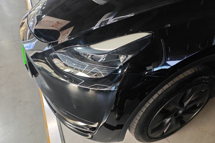 Used Tesla Model Y 2023 Rear-Wheel-Drive Version
