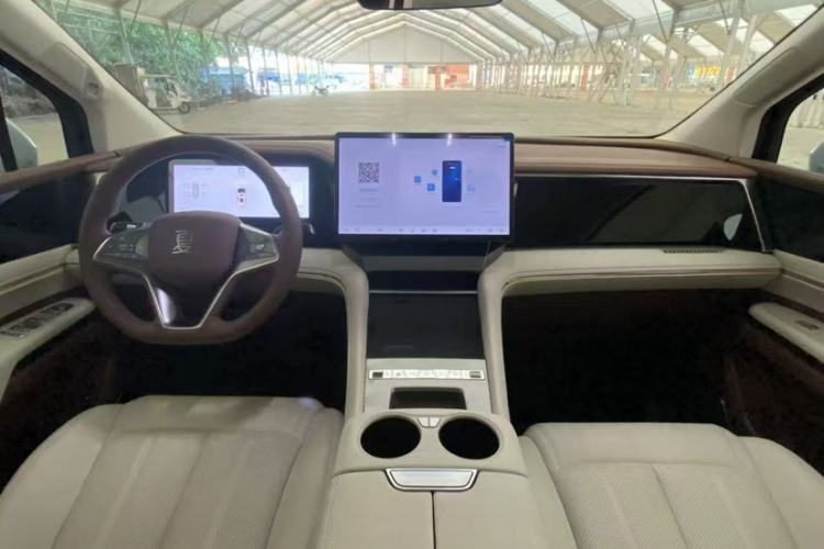 Used BYD Xia 2025 DM-i 1.5T 180km Beyond Edition
