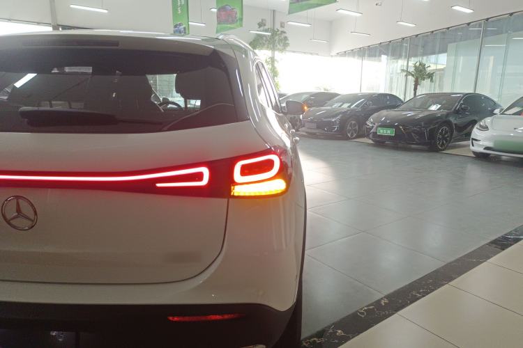 Used Mercedes-Benz EQA 2022 EQA 260
