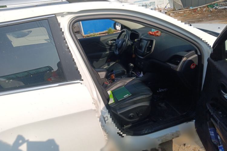 Used  Cherokee 2016 2.0L Superior Edition
