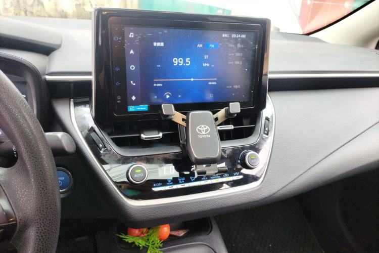 Used Toyota Corolla 2021 Dual-Motor 1.8L E-CVT Elite Edition
