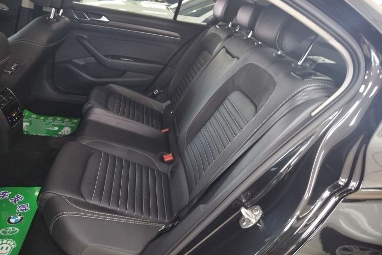 Used Volkswagen Magotan 2020 330TSI DSG Leading Model
