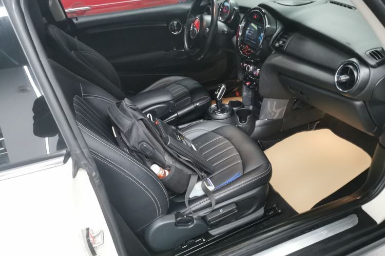 Used  MINI 2018 1.5T ONE PLUS