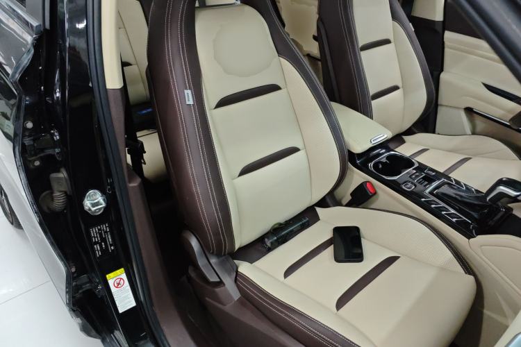 Used Bestune T77 2019 230 TID Automatic Luxury Version China VI Emission Standard
