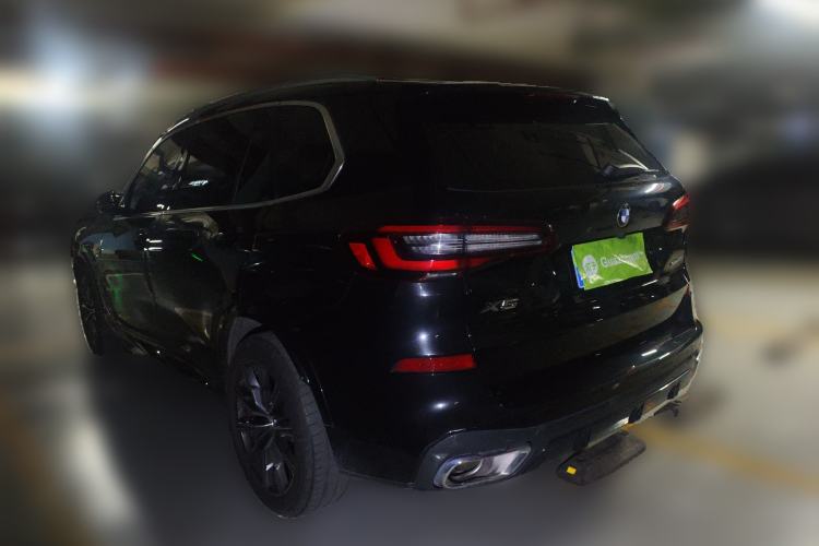 Used BMW X5 2022 Restyled xDrive 30Li Luxury Version M Sport Package