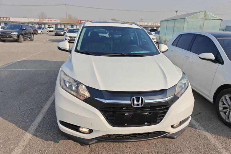 Used Honda Vezel 2017 1.8L CVT Front-Wheel Drive Pioneer Edition
