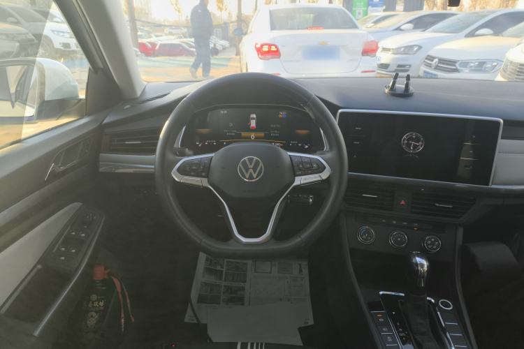 Used Volkswagen Bora 2023 200TSI DSG Comfort Edition
