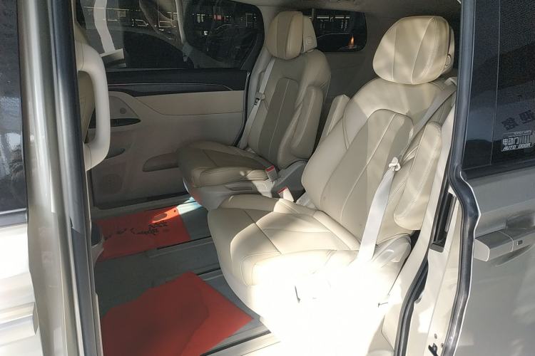 Used Buick GL8 2023 ES Lu Zun Comfort Model